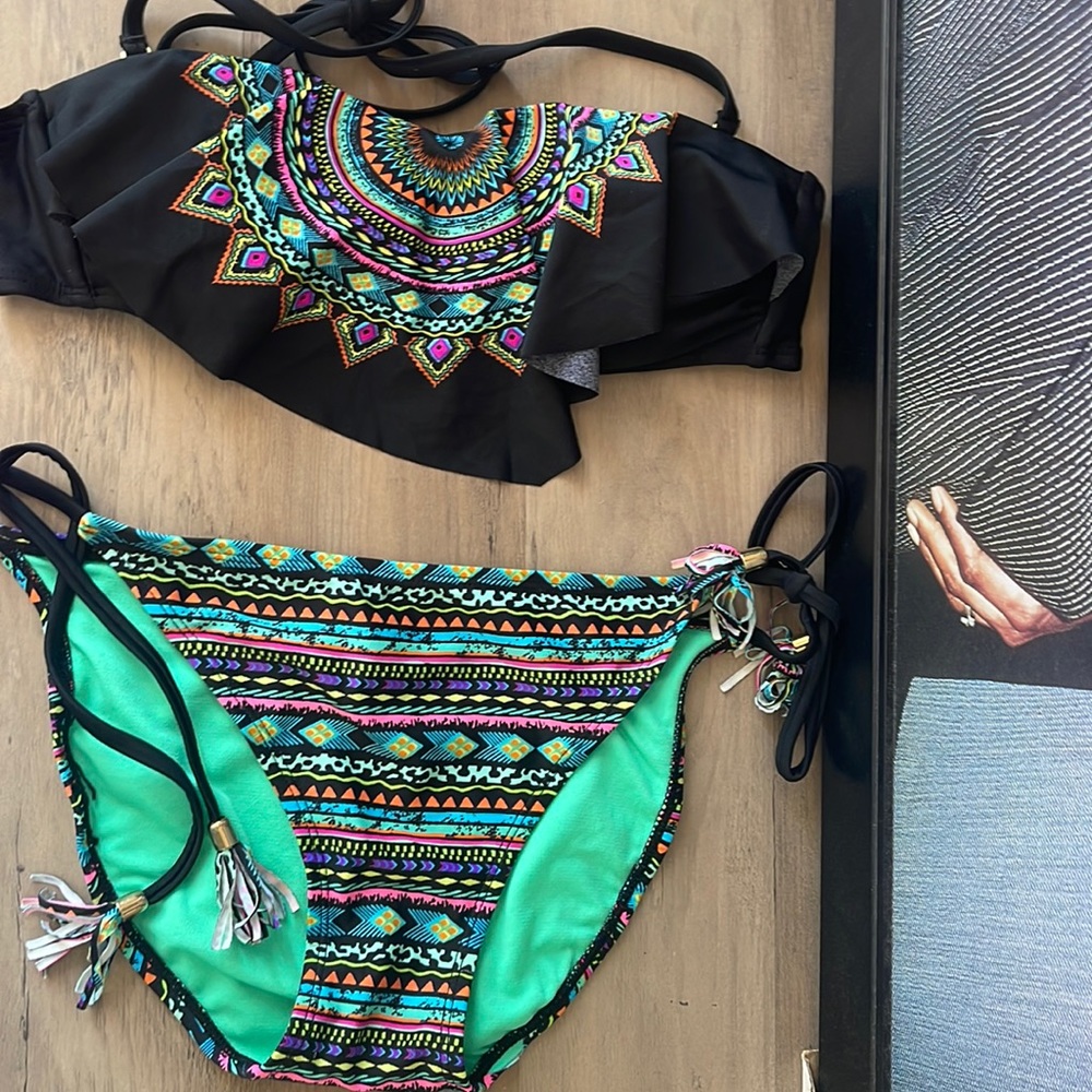 Black and Teal bikini